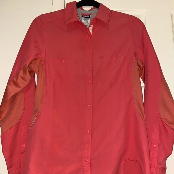 Patagonia long sleeve button up top - Picture 1 of 7